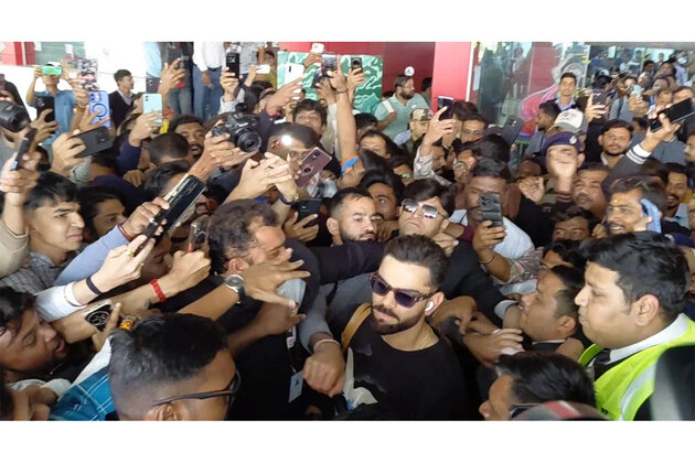 Virat Kohli arrives in Vadodara ahead of 1st India-NZ ODI