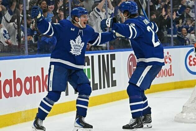 Rookie Easton Cowan, Leafs pursue turnaround vs. Predators