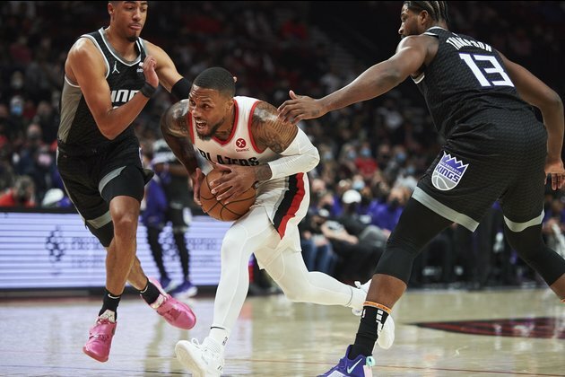 Harrison Barnes scores career-high 36 as Kings beat Blazers