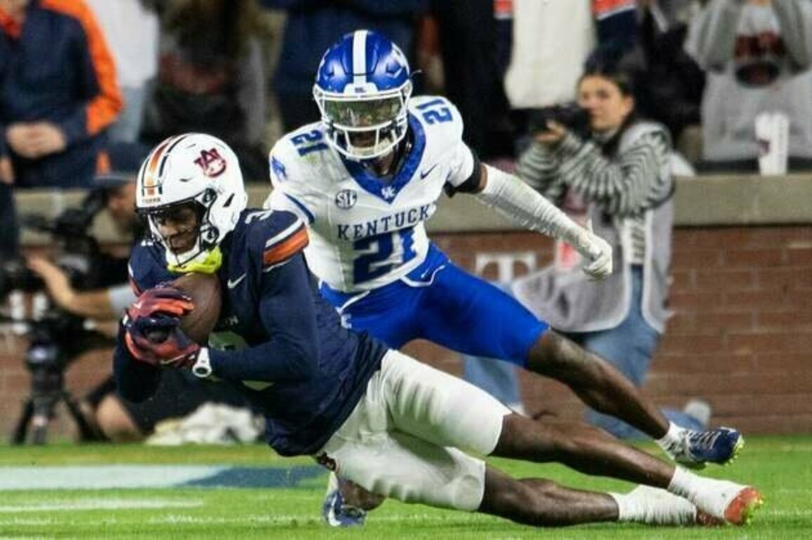 Kentucky's defense shuts down Auburn in low-scoring win