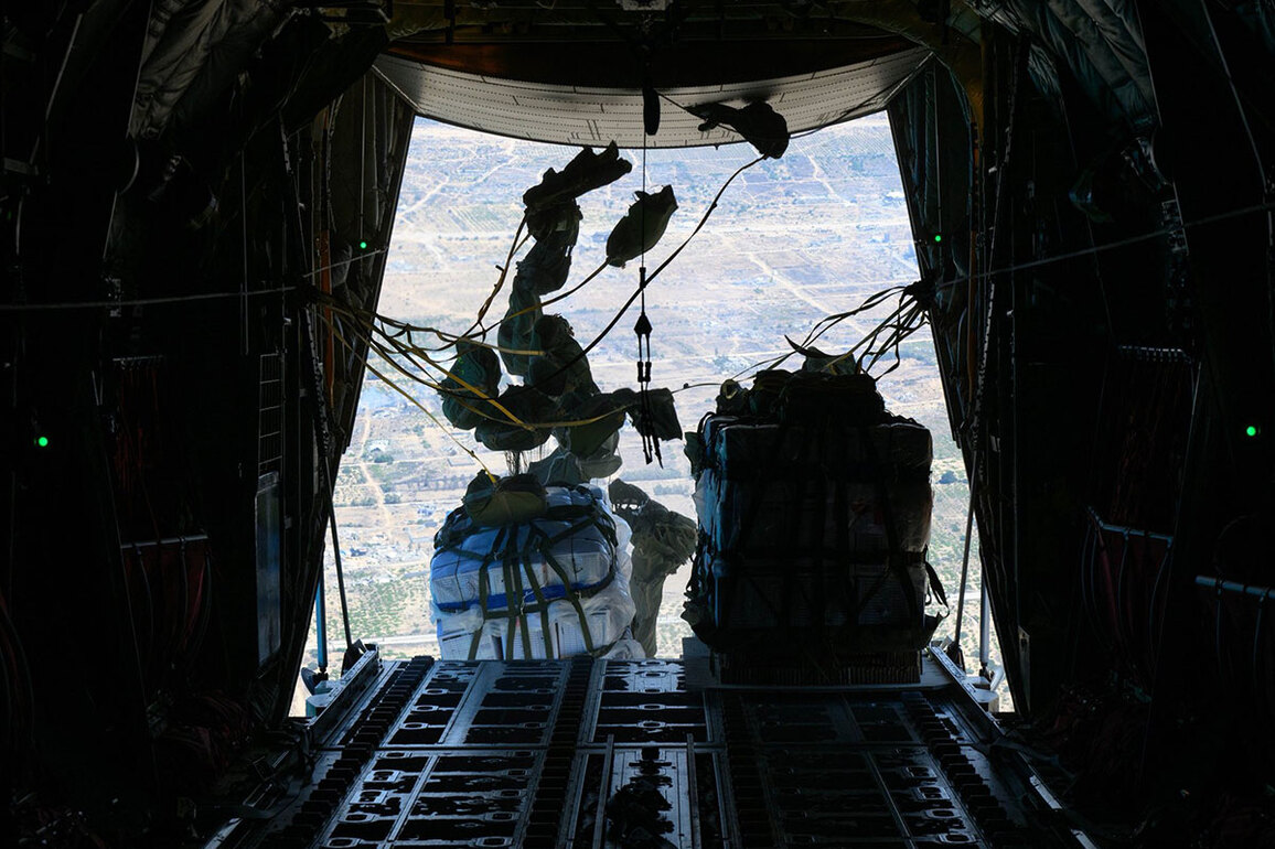 Canada conducts first humanitarian airdrop in Gaza