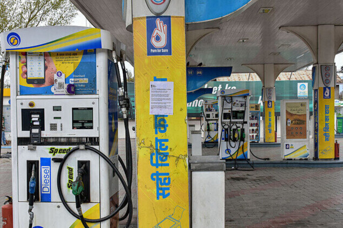 India eases kerosene rules amid energy crisis