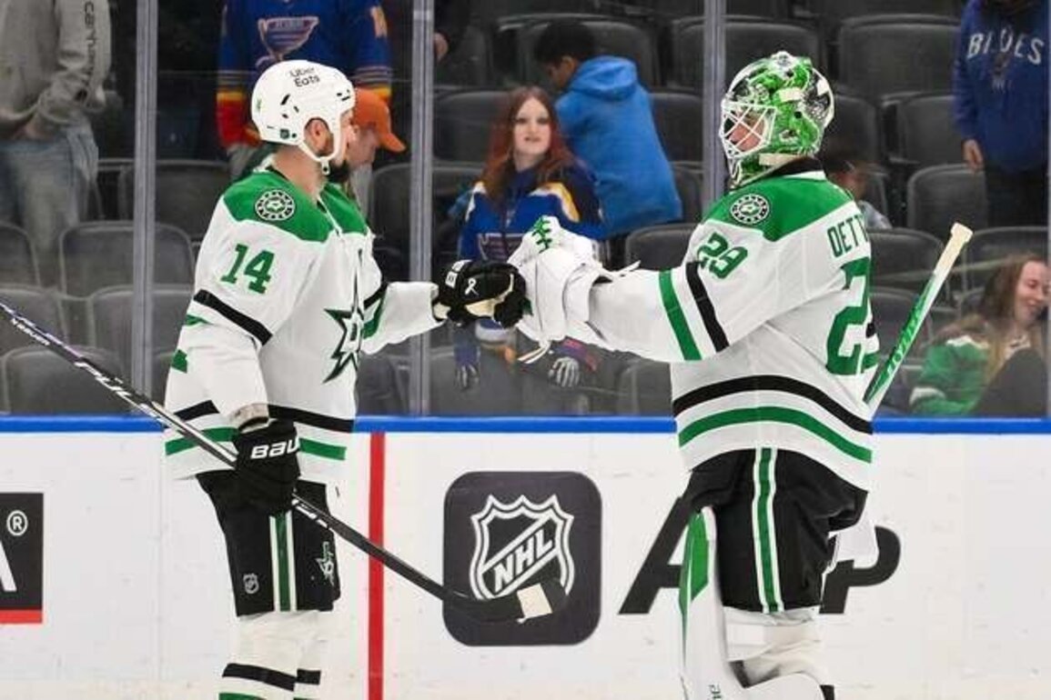 Stars put 5-game win streak on line against struggling Blues