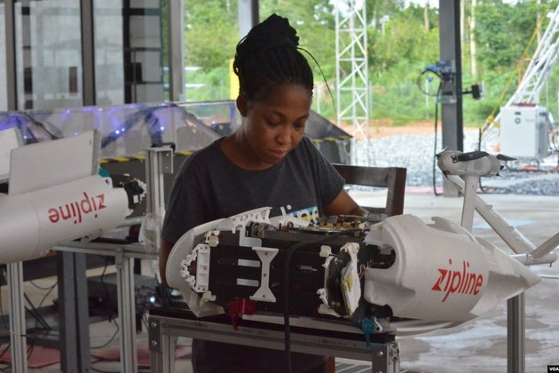 Drones Deliver Medical Supplies in Ghana