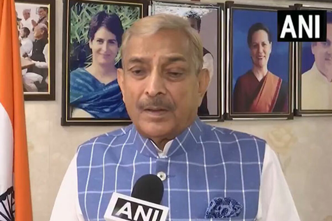 "Essential for INDIA alliance to remain strong": Congress' Pramod Tiwari after AAP exits opposition bloc