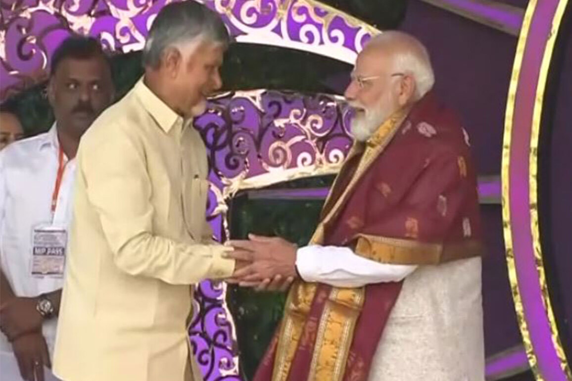 Andhra Pradesh CM felicitates PM Modi at Satya Sai Baba centenary celebrations in Puttaparthi