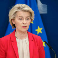 Von der Leyen warns Zelensky over risk to Ukraine's EU bid