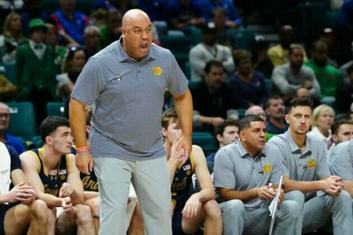 Notre Dame, Rutgers eager for better performances in Las Vegas