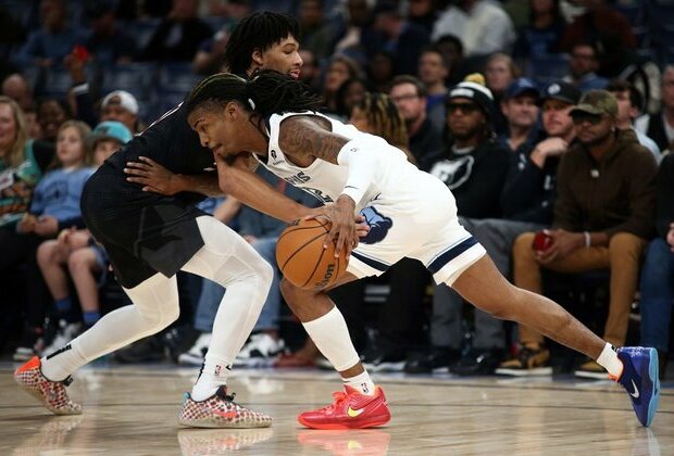 Ja Morant returns, scores 22 to lead Grizzlies past Blazers