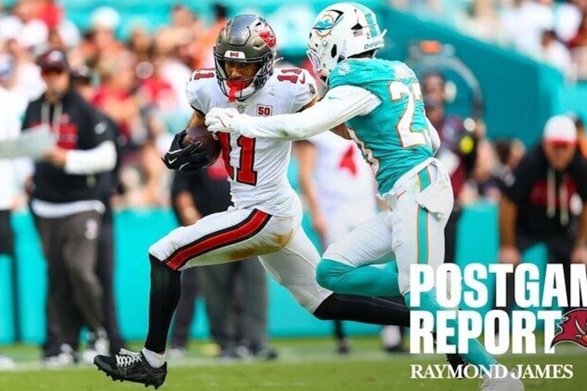 Bucs Fall Flat in Miami, Remain Alive in Playoff Hunt