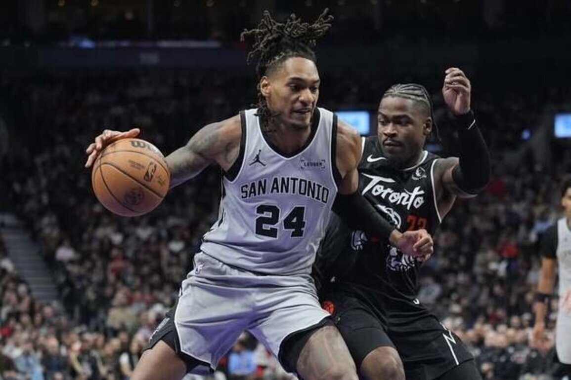 Spurs riding 10-game winning streak ahead of matchup with lowly Nets