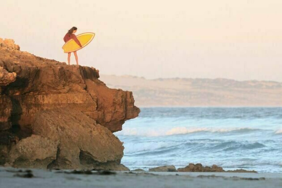 When a beach walk feels like grief: disasters like SA's algal bloom cut us off from nature when we need it most