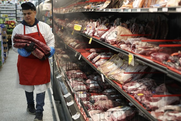 Fed board contenders Miran, Bullard say Trump's tariffs are not causing inflation