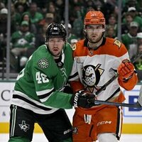 Ducks rack up 7 goals again, top Stars for fifth straight win