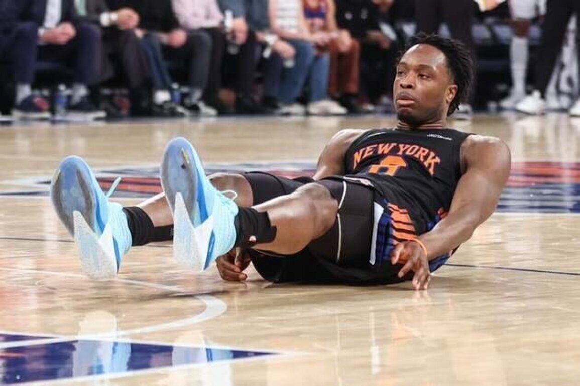 Knicks F OG Anunoby upgraded to questionable for Game 4