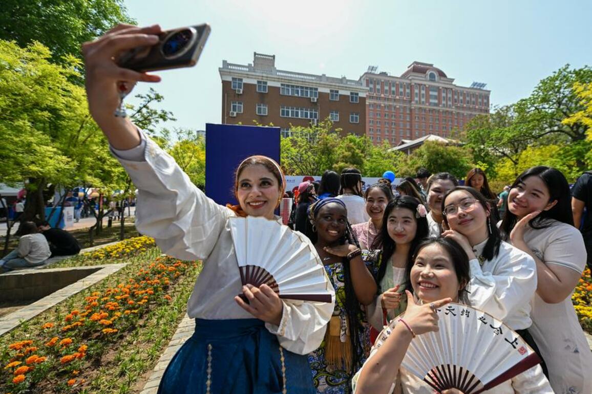 Int'l Exchange | Tianjin Foreign Studies University hosts its 8th International Culture Festival
