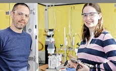 Cambridge researchers develop supercapacitor that absorbs CO2 while it charges