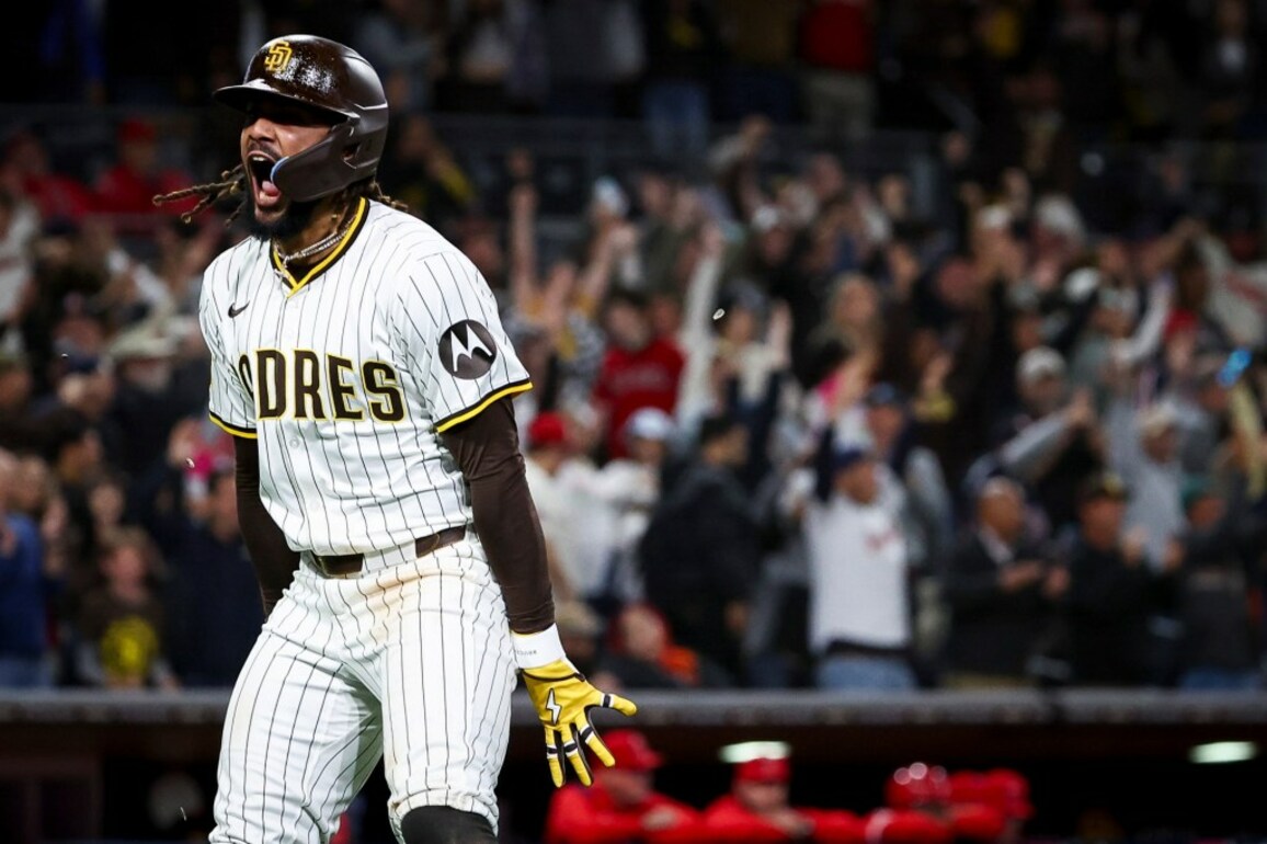 Photos- Padres walk-off Angels in game 2  San Diego Union-Tribune