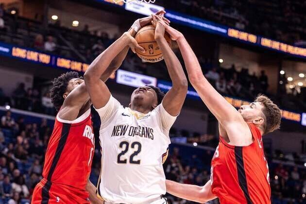 Pelicans match franchise's biggest comeback, down Rockets in OT