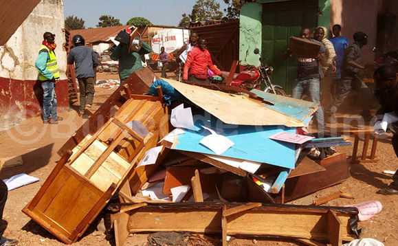Ebimu ku bintu ebisangiddwa mu ofiisi za Boda Boda 2010 ezisaanyiziddwaawo leero Ebimu ku bintu ebisangiddwa mu ofiisi za Boda Boda 2010 ezisaanyiziddwaawo leero
