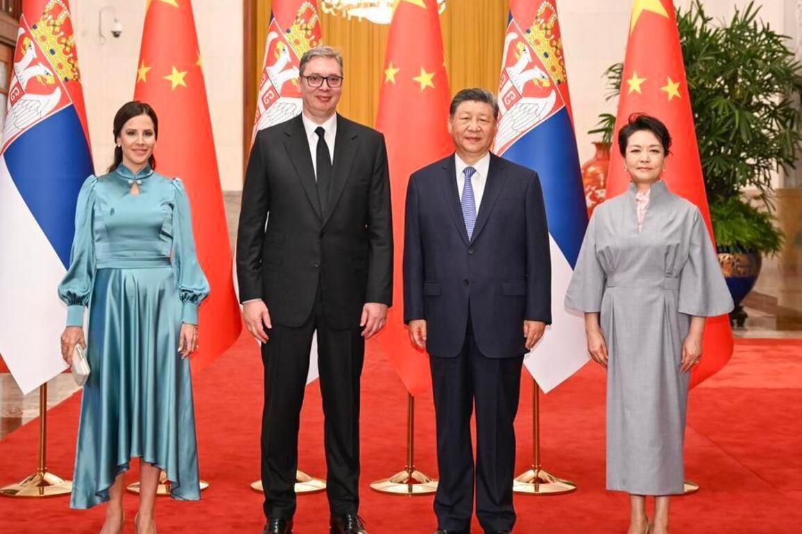 Xi's Album | Xi holds talks with Serbian President Aleksandar Vucic