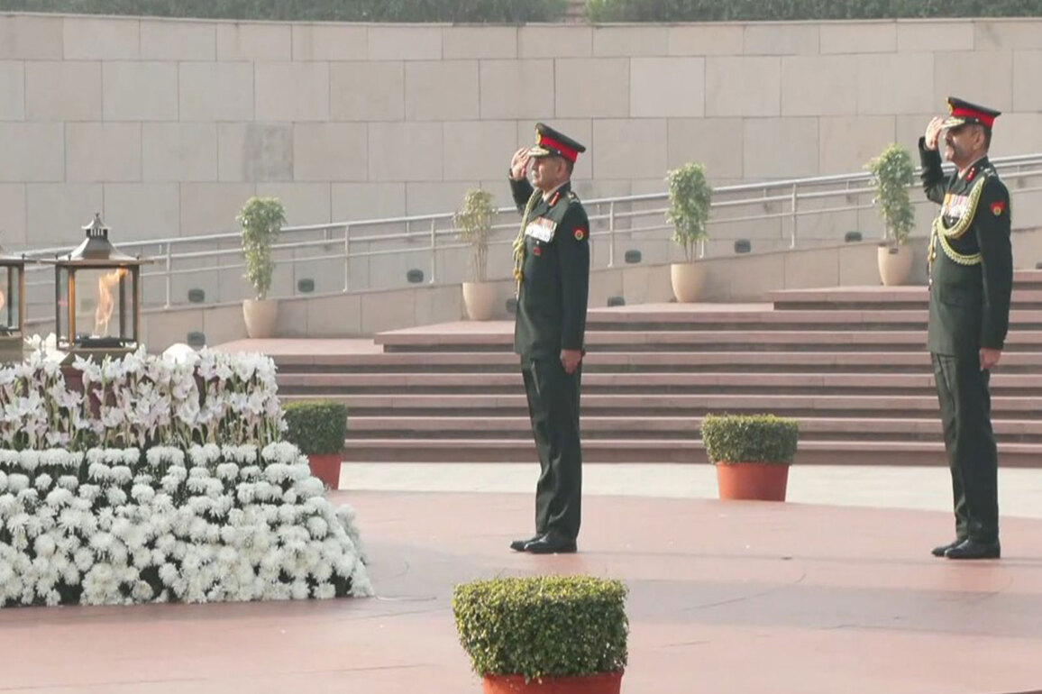 Army Chief pays tribute to soldiers who laid down their lives in Operation Pawan in Sri Lanka in late 1980s