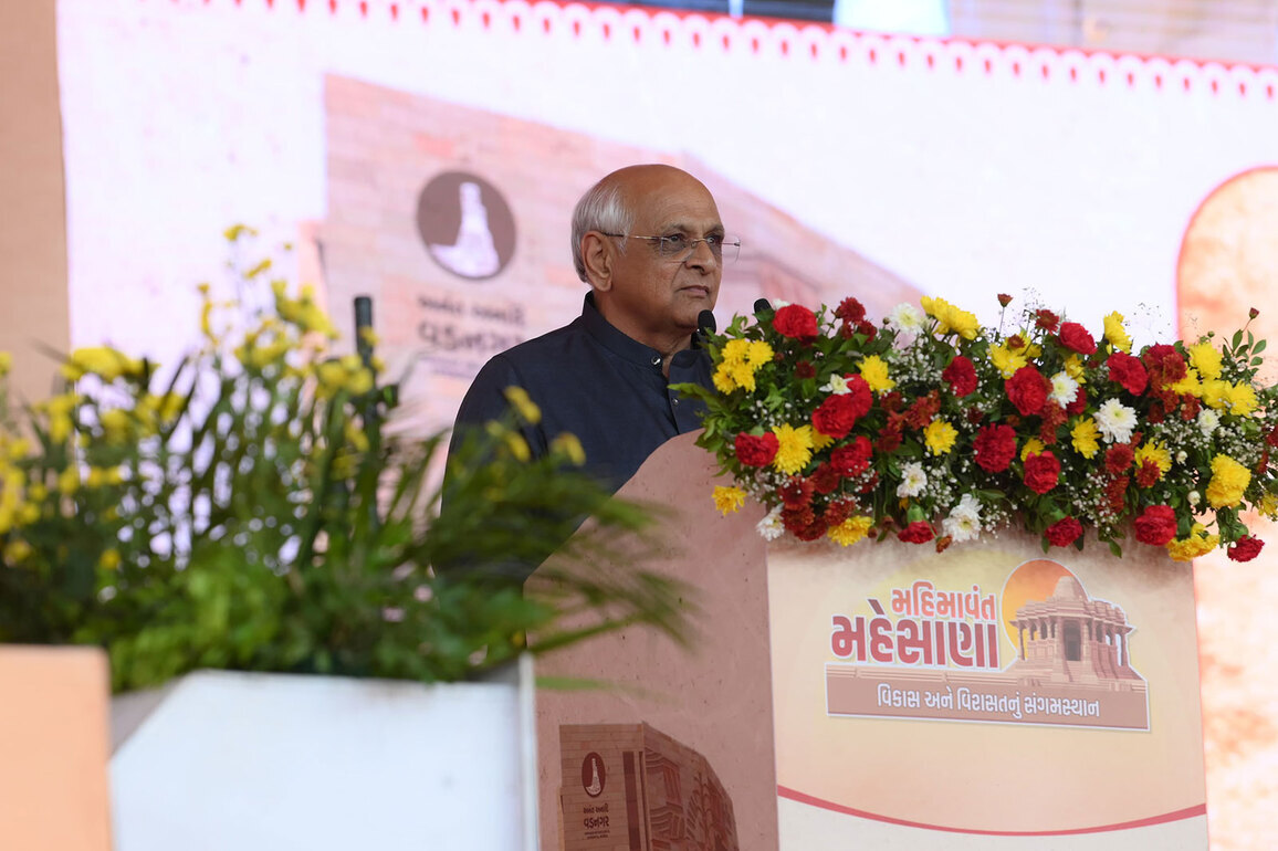 Gujarat CM inaugurates, lays foundation stones for public welfare projects worth over Rs 938 crore in Mehsana