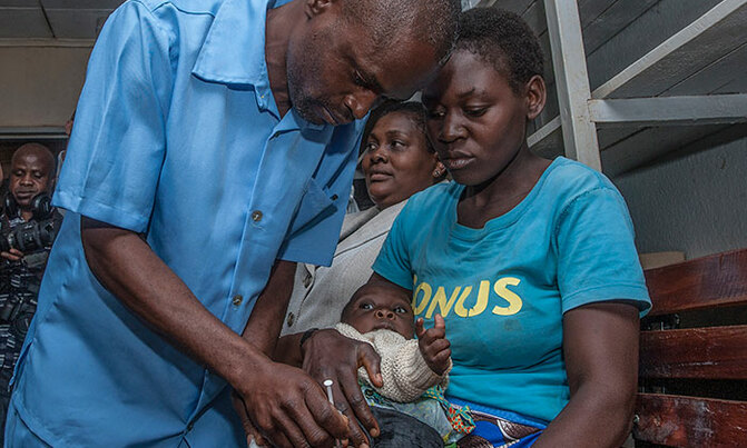 Malawi pilots groundbreaking malaria vaccine Malawi pilots groundbreaking malaria vaccine