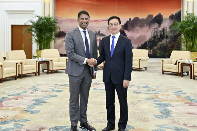 CHINA-BEIJING-HAN ZHENG-NOVARTIS-CEO-MEETING (CN)