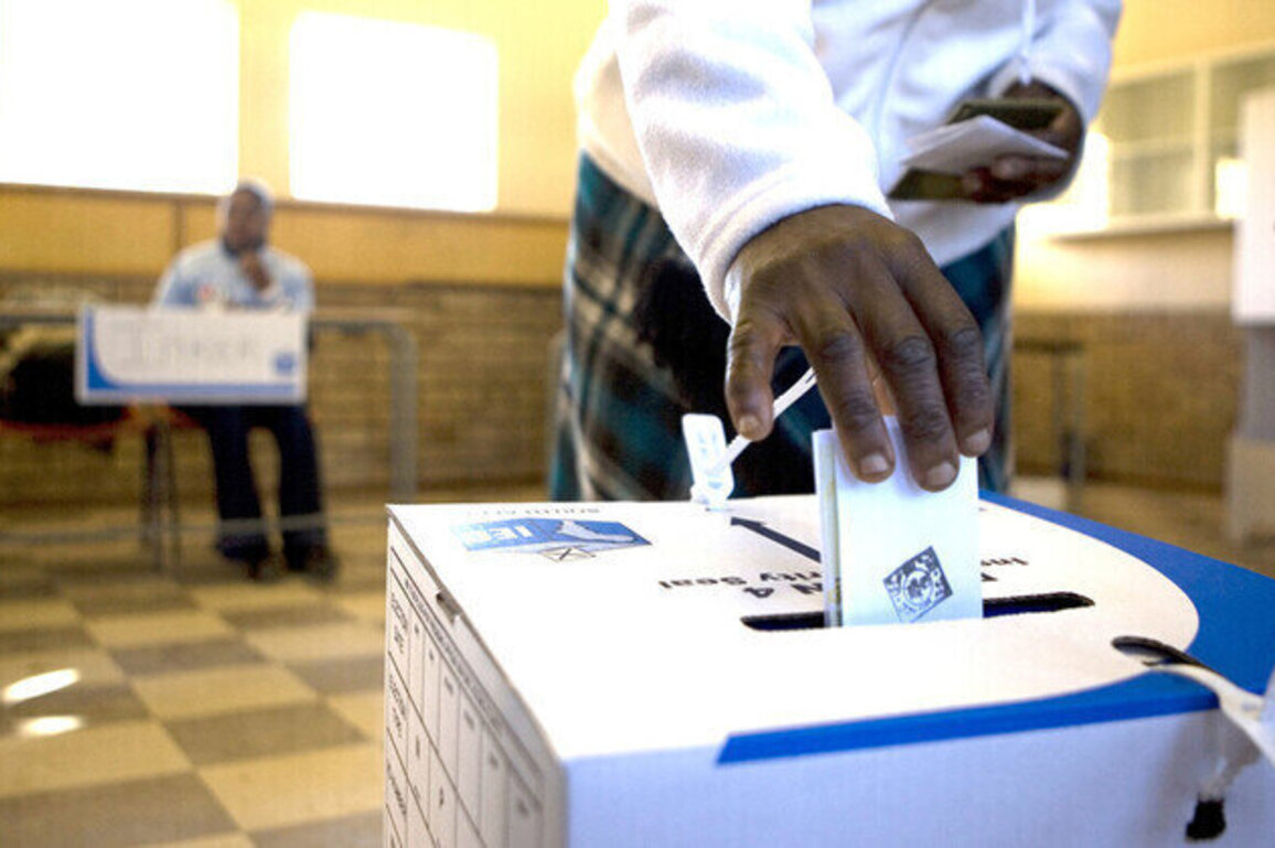 Support for democracy declining in South Africa  report