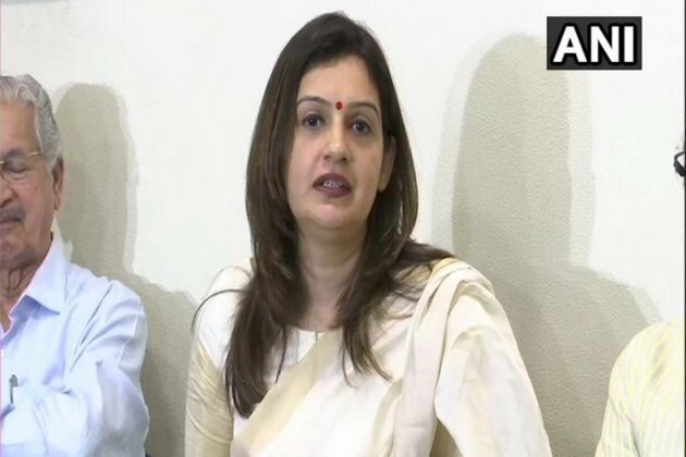 Shiv Sena MP urges IT Minister to curb anti-women content