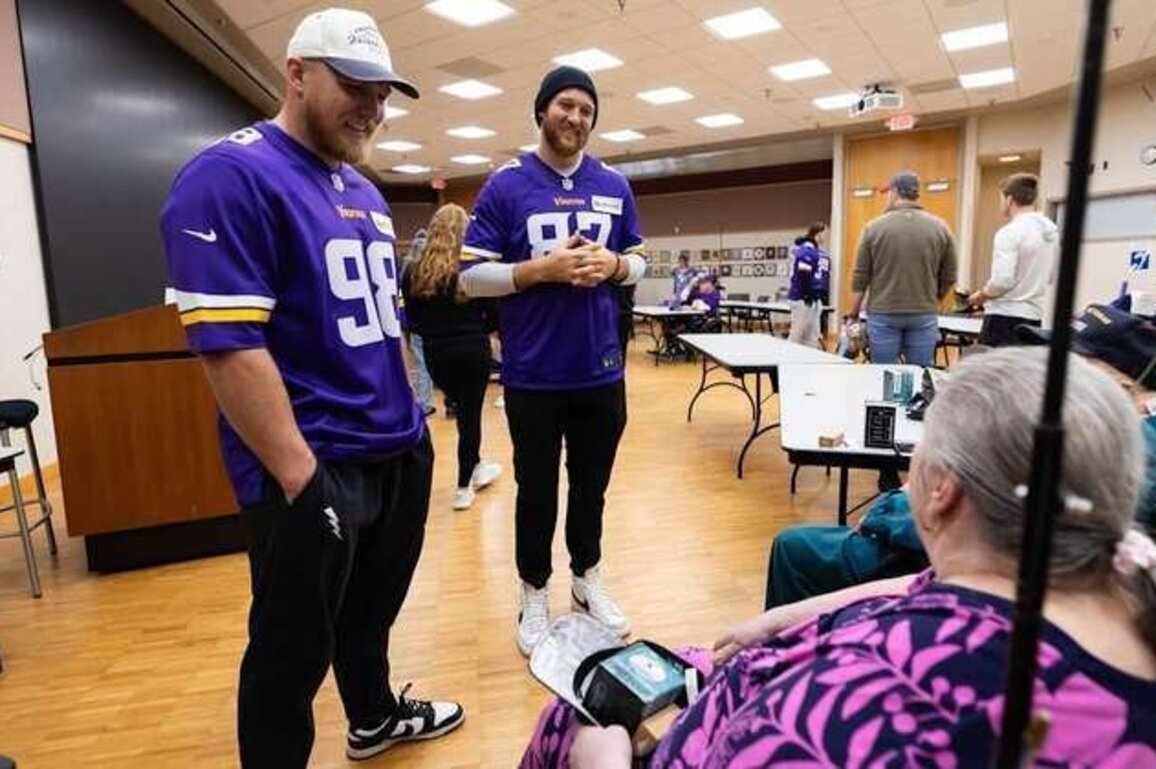 Vikings & Polaris Join Forces for Impactful Salute to Service Week