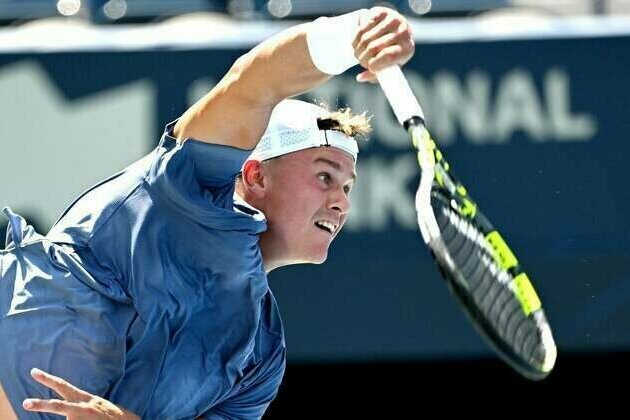 Holger Rune serves his way into next round in Toronto