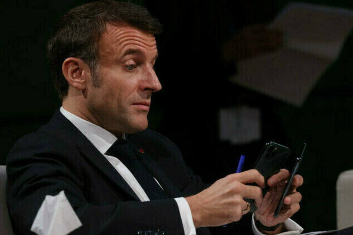 NYC police force Macron to call Trump 