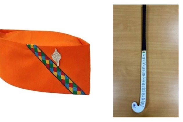 PM Modi gifts signed hockey stick, Uttarakhandi Cap to New Zealand PM
