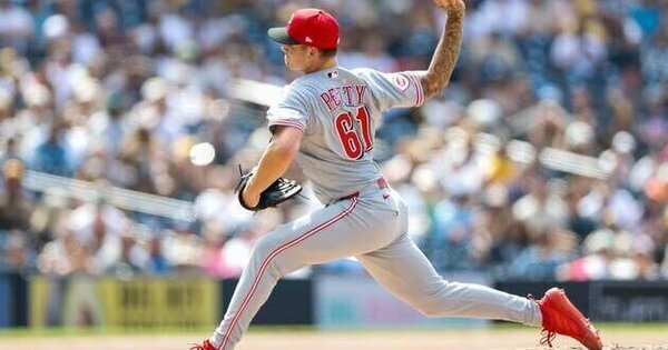 Reds stumble into series against similarly struggling D-backs