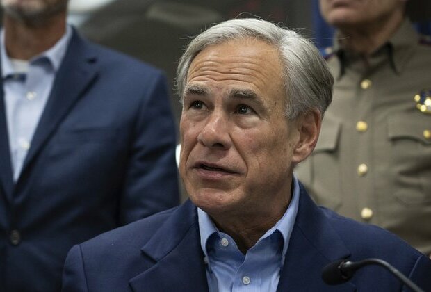 Texas governor &#039;encourages&#039; attacks on migrants Mexico