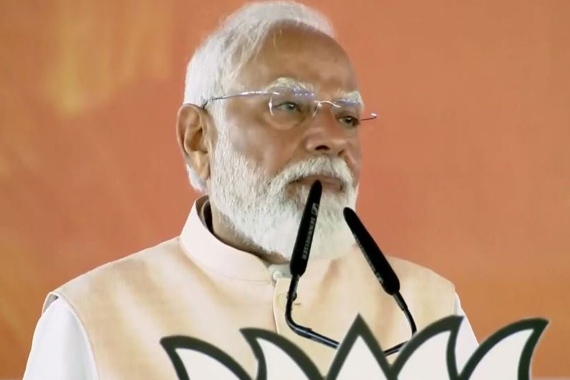 "Necessary to remove infiltrators": PM Modi calls TMC "ruthless", alleges "loot" of Centre's funds for Bengal