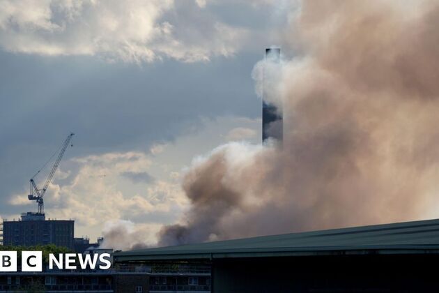 Bermondsey recycling centre fire causes disruption to rail travel