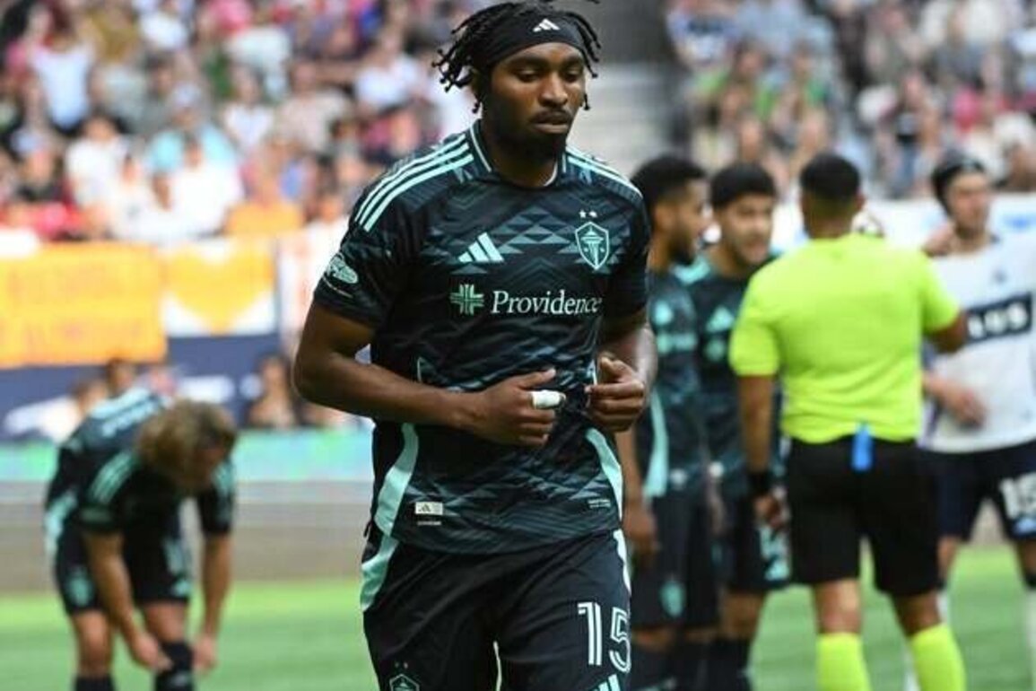 Austin FC sign veteran D Jon Bell through 2028