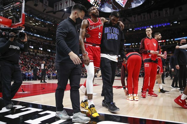 Report: Bulls F Derrick Jones Jr. (knee) out 4-6 weeks