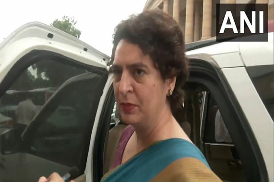 "Murdering Democracy": Priyanka Gandhi joins protest against SIR exercise in Bihar