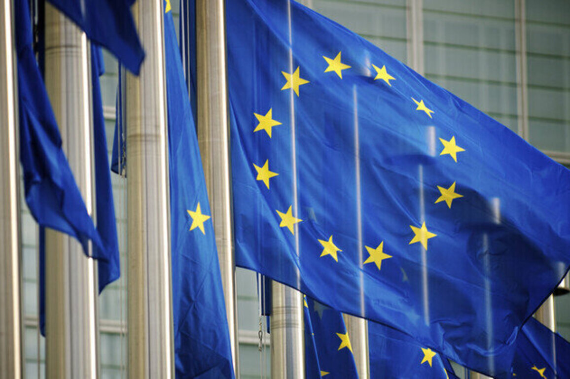 EU approves 90 bn for Ukraine 