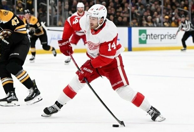 Red Wings' depth at center to be tested against Wild