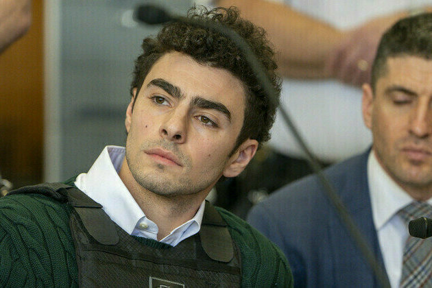 Prosecutors seeking death penalty for suspected CEO killer