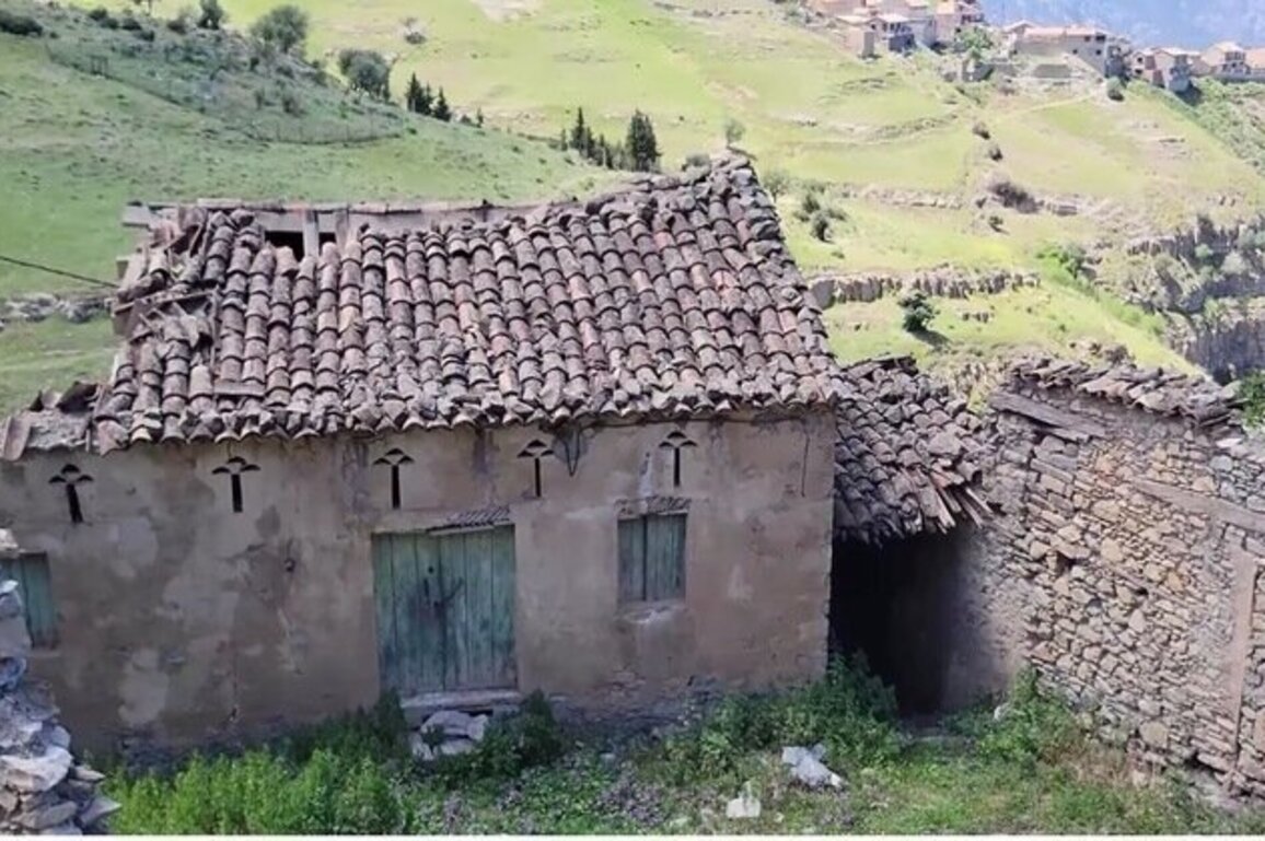 Kabylia and Independence: Who Really Speaks for the People