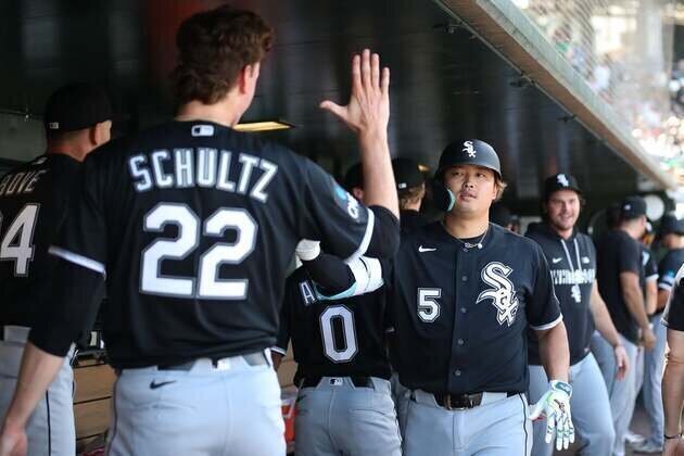 White Sox power way past Athletics to take series