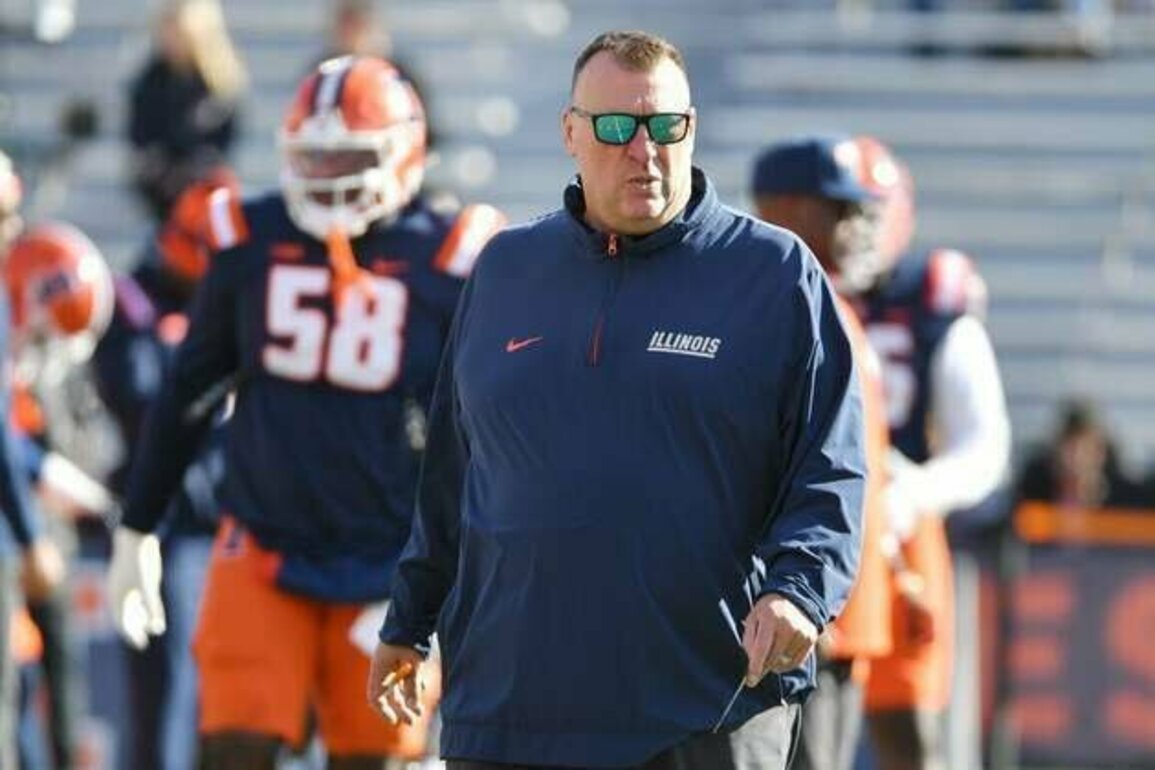 Bret Bielema returns to Wisconsin as Illinois eyes 3rd straight win