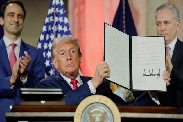 US President Donald Trump launches "Genesis Mission" to accelerate AI-driven scientific innovation