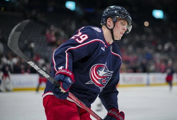 Blue Jackets trade F Patrik Laine to Canadiens